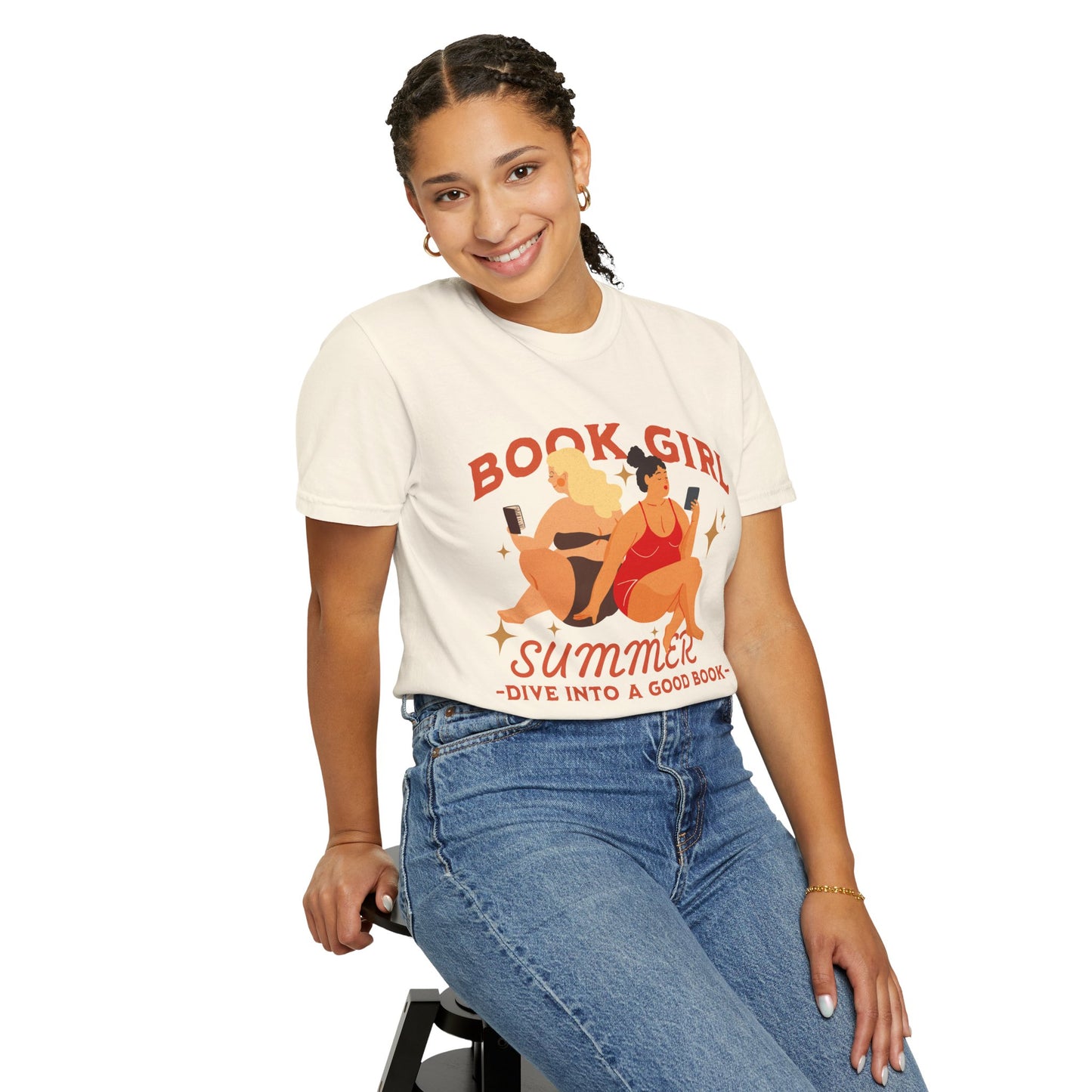 Book Girl Summer Tee: Brown and Red – “Dive into a Good Book”